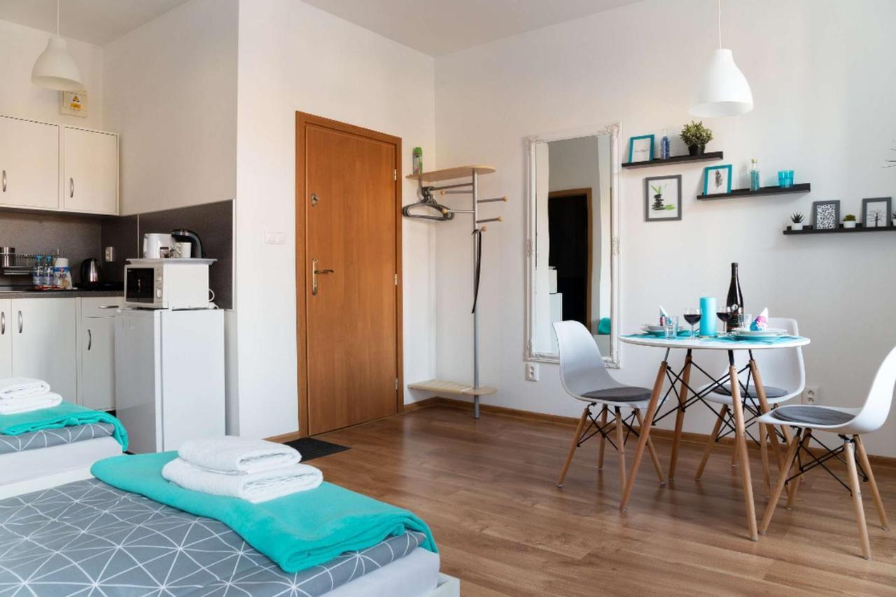 Jonas Apartments - Great Location Near Bratislava City Center Exterior foto