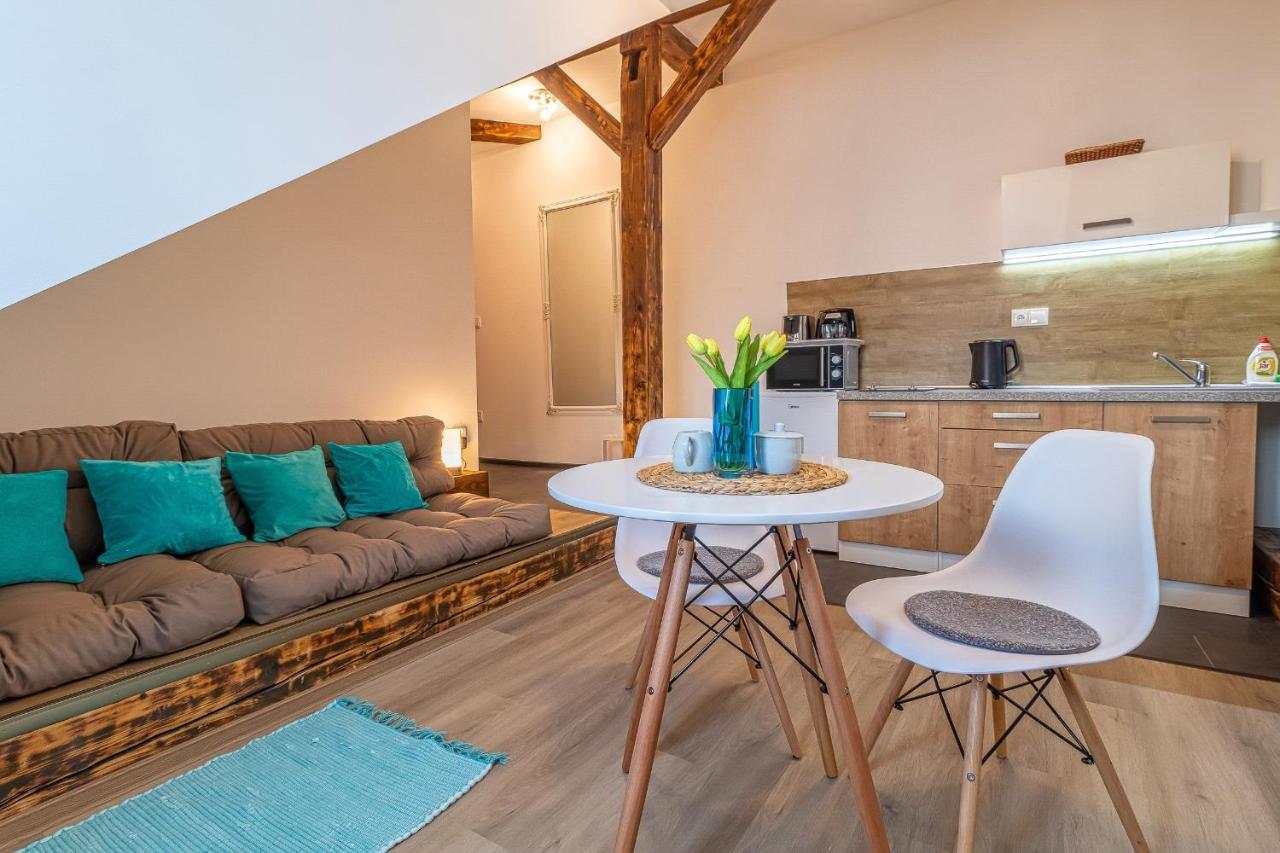 Jonas Apartments - Great Location Near Bratislava City Center Exterior foto